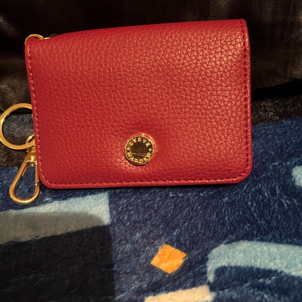 Steve Madden Burgundy Leather Card Holder with Gold Keychain